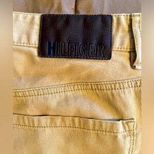 Tommy Hilfiger light camel cords